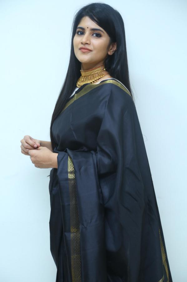 megha-akash-stills-3-3.jpg