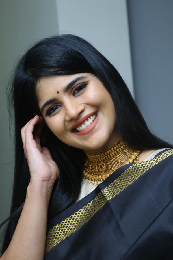 megha-akash-stills-3-8.jpg