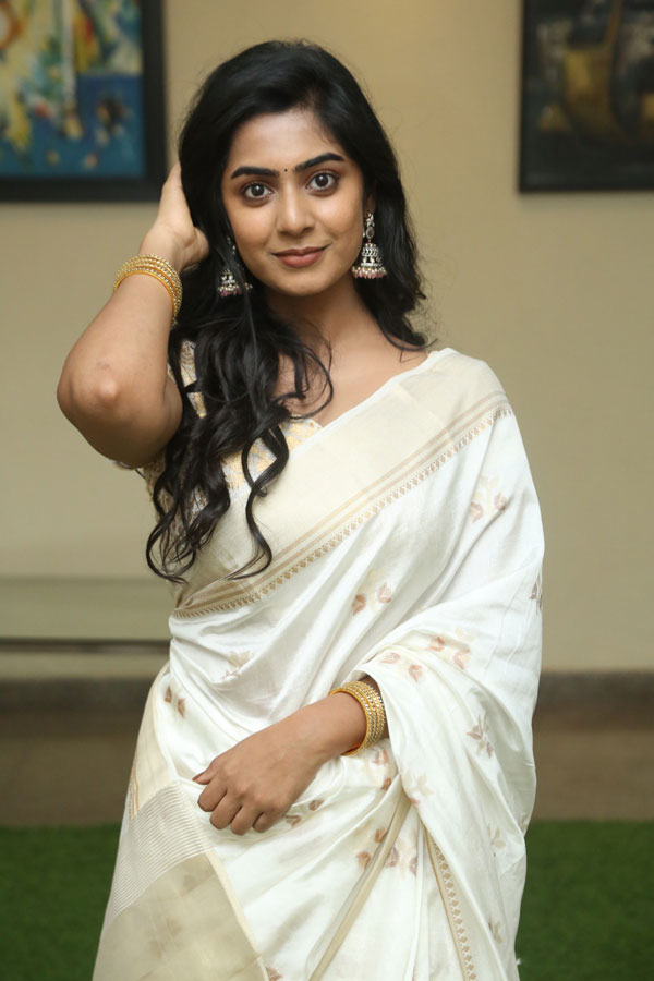 megha-lekha-stills-2-11.jpg