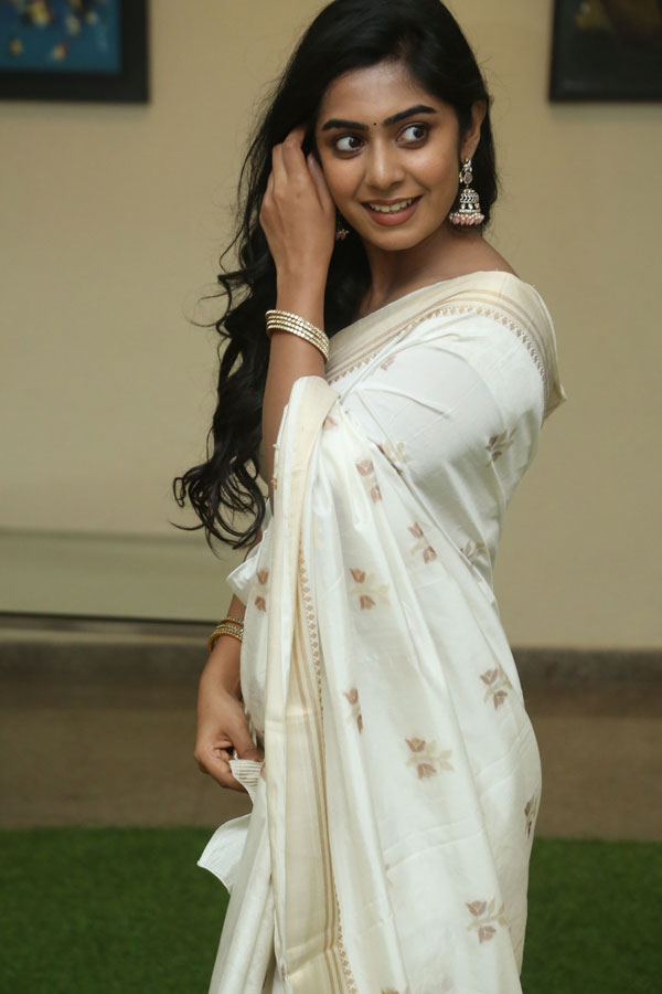 megha-lekha-stills-2-15.jpg