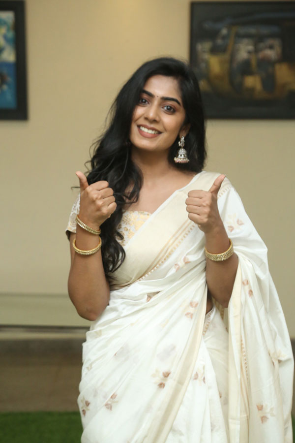 megha-lekha-stills-2-21.jpg