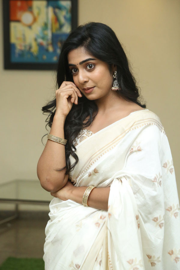 megha-lekha-stills-2-23.jpg