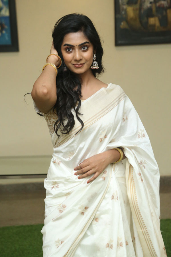megha-lekha-stills-2-26.jpg