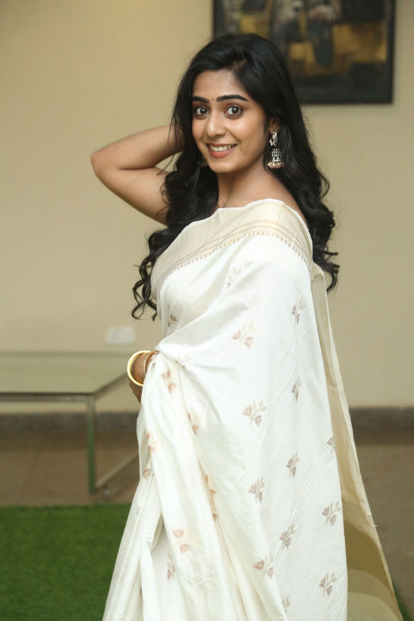megha-lekha-stills-2-7.jpg