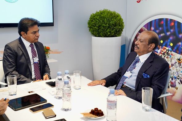 minister-ktr-davos-tour1-17.jpg