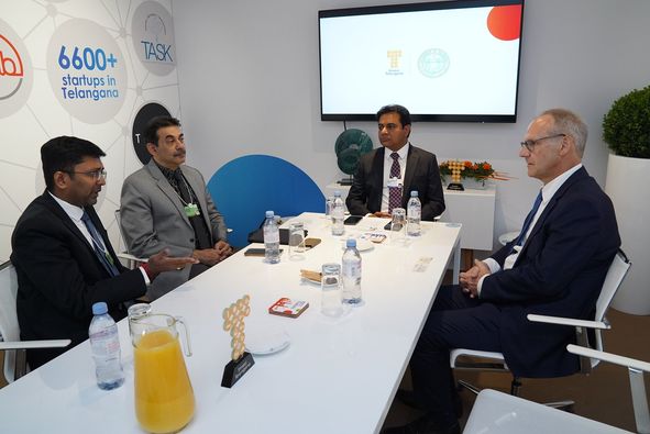 minister-ktr-davos-tour1-19.jpg