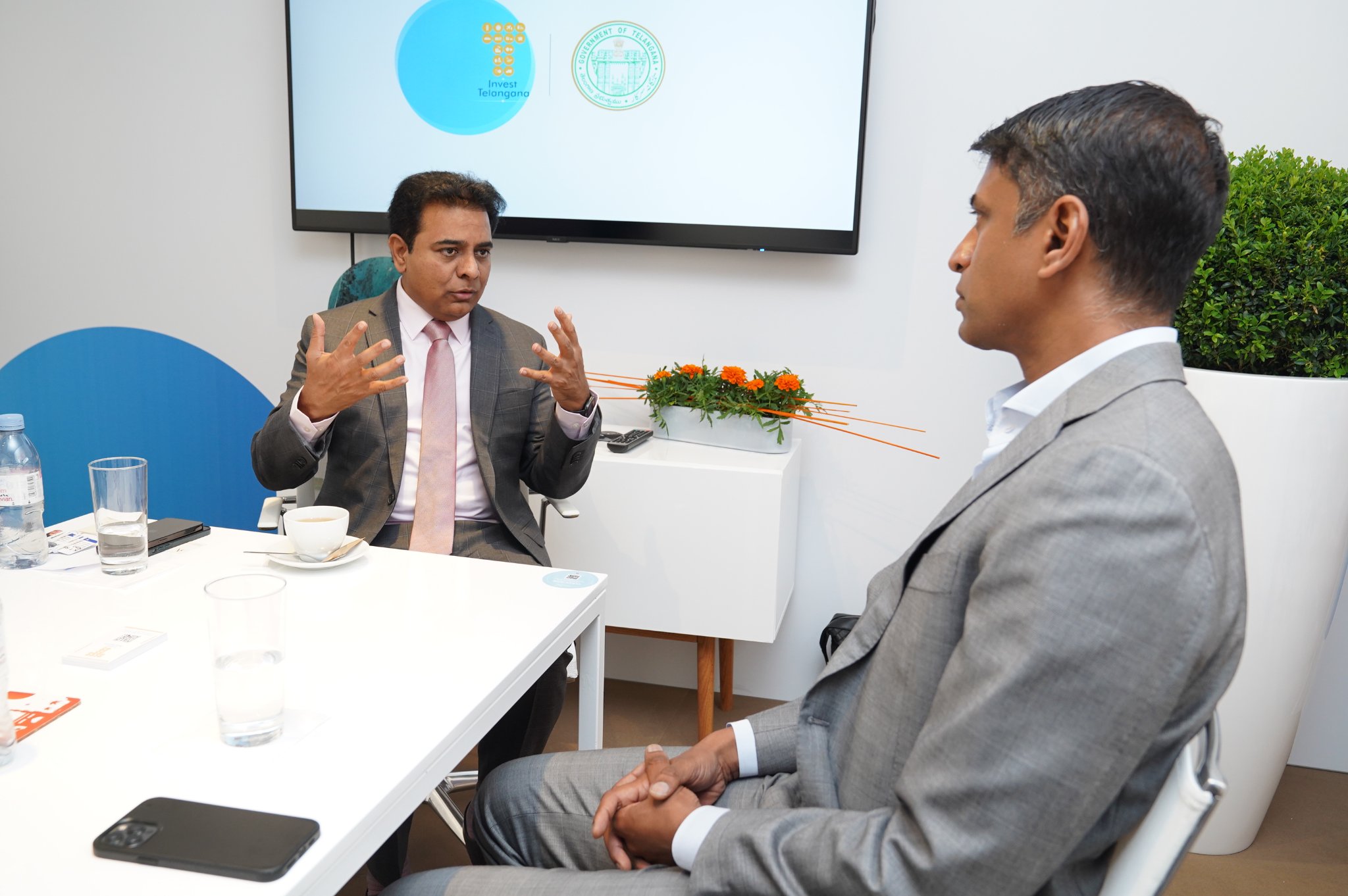 minister-ktr-davos-tour1-3.jpg