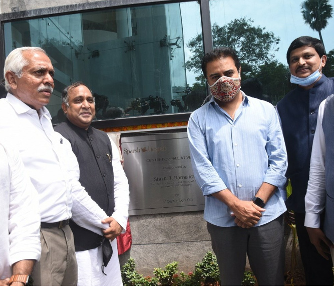 minister-ktr-inaugurated-sparsh-hospice-2.jpg