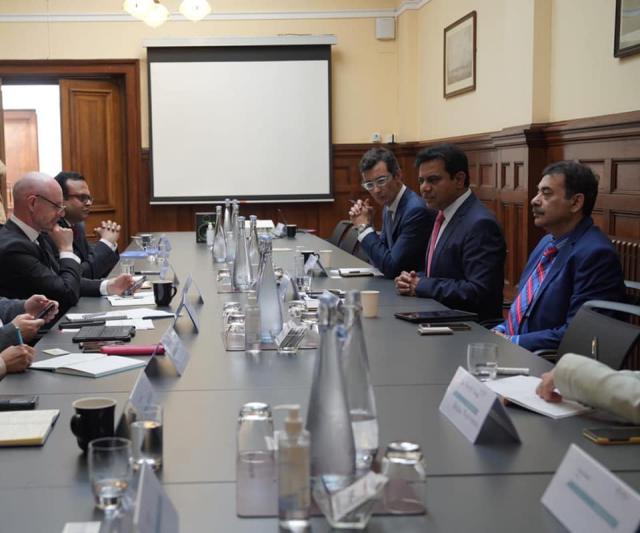 minister-ktr-london-tour-11.jpg