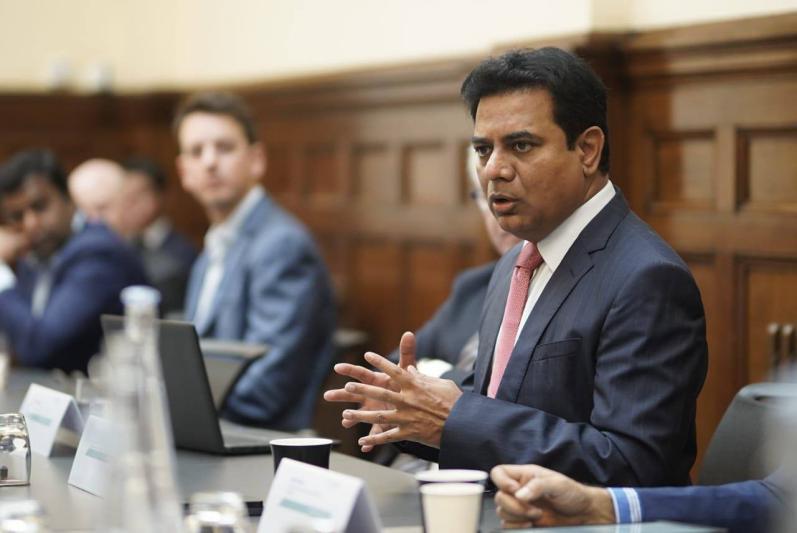 minister-ktr-london-tour-17.jpg