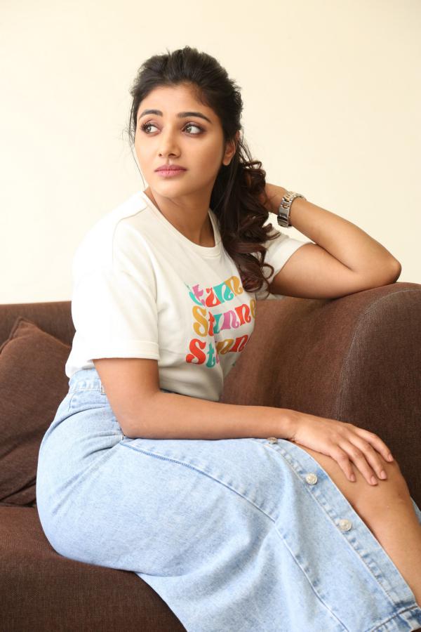 mirnaa-stills-13.jpg