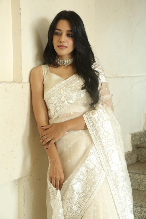 mirnalini-ravi-stills-2-23.jpg