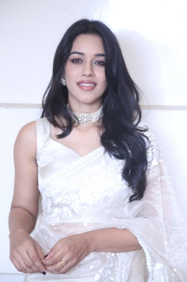 mirnalini-ravi-stills-2-4.jpg