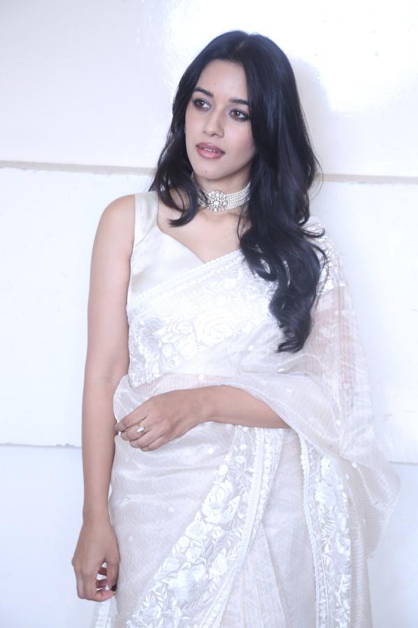 mirnalini-ravi-stills-2-5.jpg