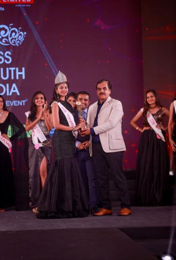 miss-south-india-2022-winner-charishma-krishna-11.jpg