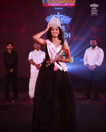miss-south-india-2022-winner-charishma-krishna-6.jpg
