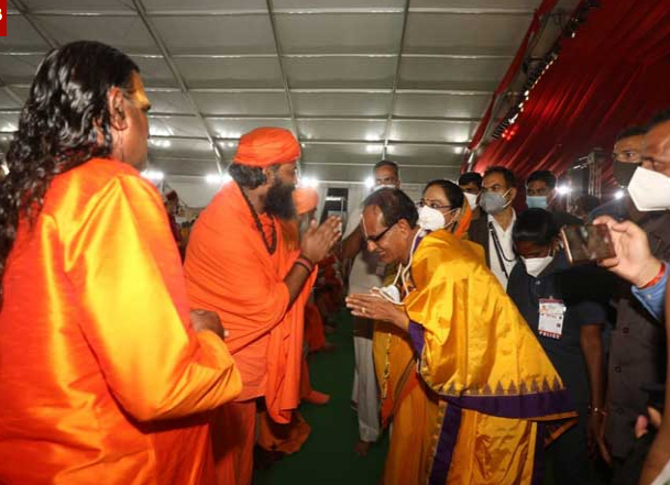 mohan-bhagwat-visits-statue-of-equality-10.jpg