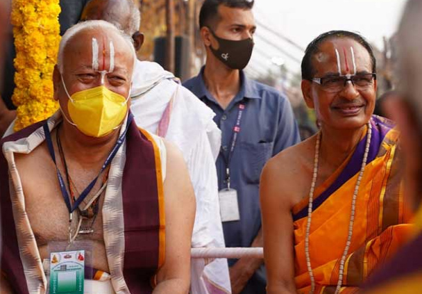 mohan-bhagwat-visits-statue-of-equality-6.jpg