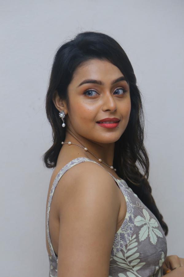 mokksha-stills-3.jpg