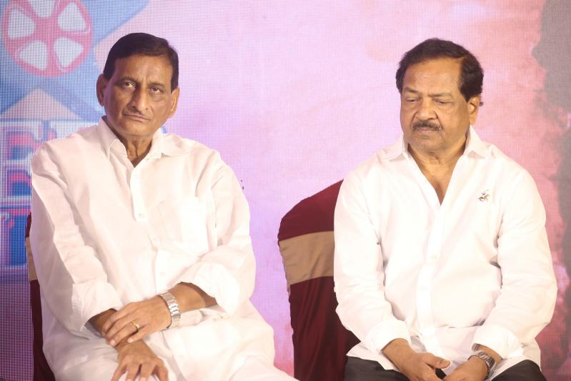 mosagallaku-mosagadu-movie-re-release-pressmeet-7.jpg