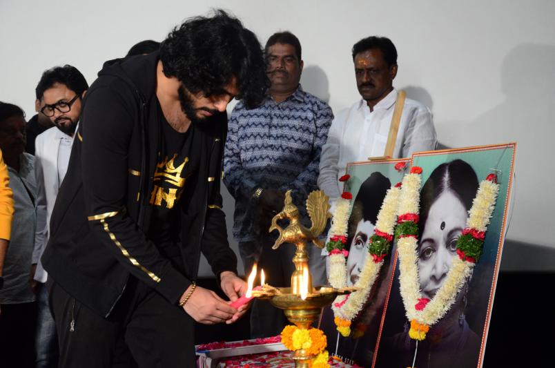 mr-king-movie-trailer-launch-9.jpg