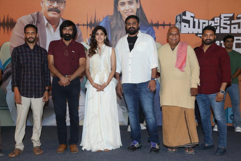 music-shop-murthy-movie-teaser-launch-10.jpg