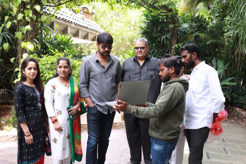 naa-venta-paduthunna-chinnadevadamma-song-launched-by-srikanth-5.jpg