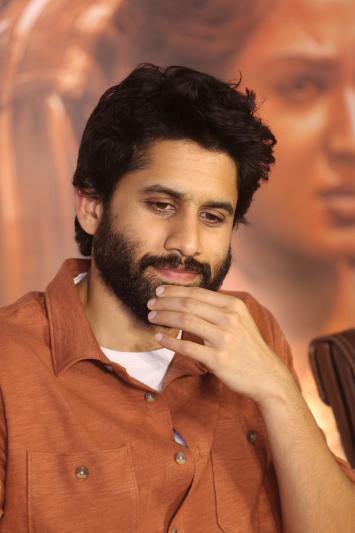 naga-chaitanya-stills-4-7.jpg