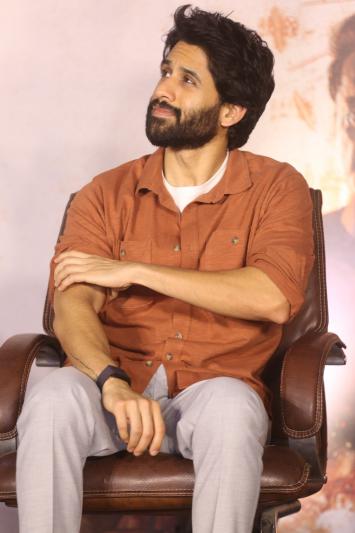 naga-chaitanya-stills-4-8.jpg