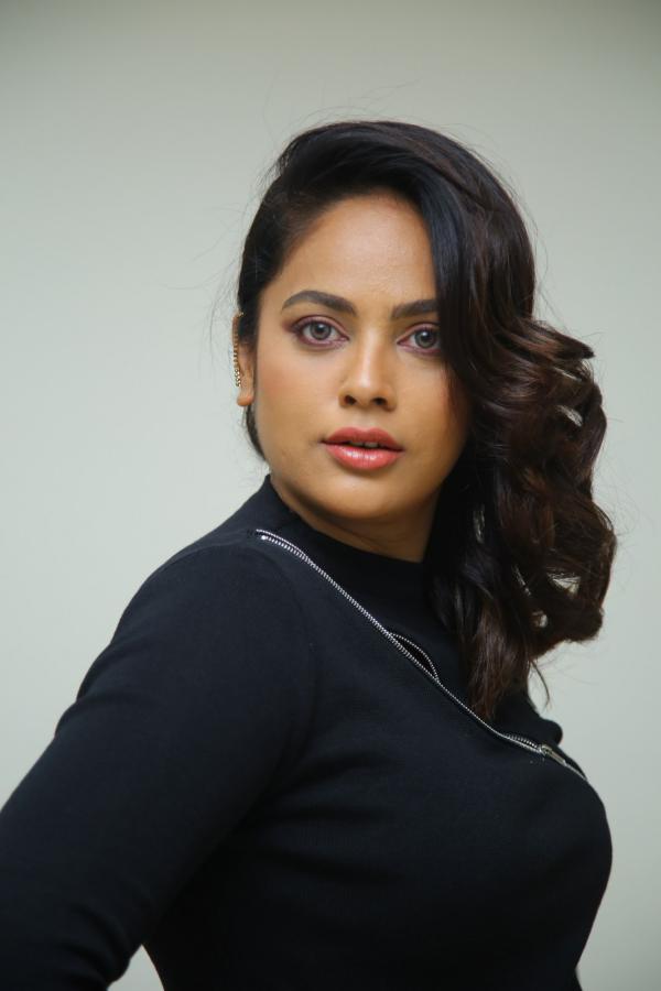 nandita-swetha-stills-2-14.jpg