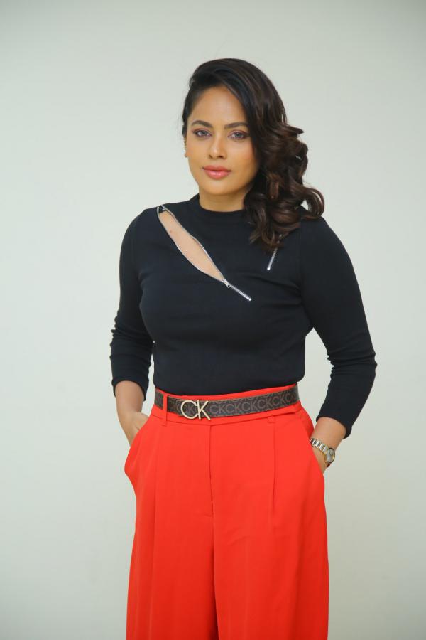 nandita-swetha-stills-2-8.jpg