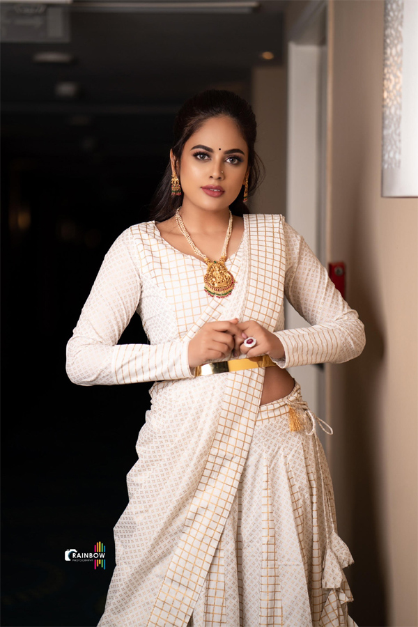 nandita-swetha-stills-2.jpg