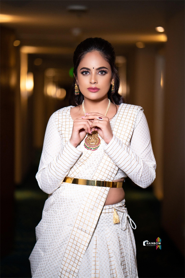 nandita-swetha-stills-3.jpg