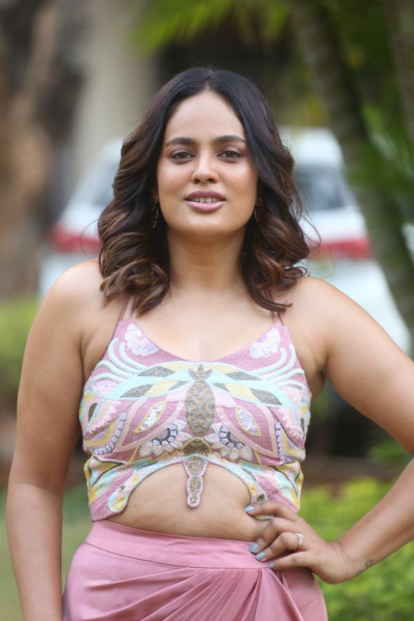 nanditha-swetha-stills-8.jpg