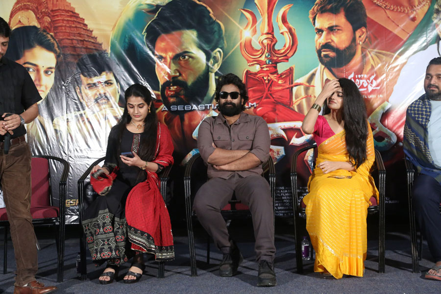 narakasura-movie-success-meet-14.jpg