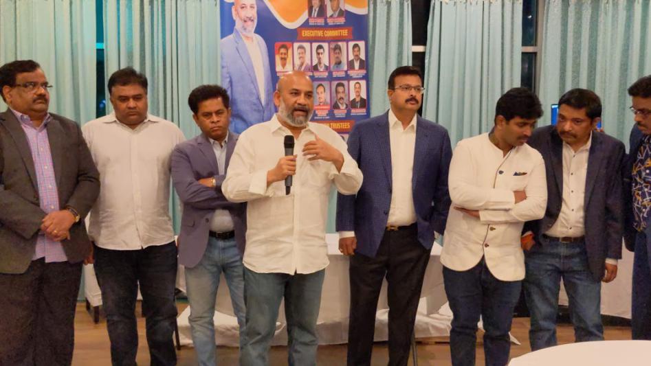 naren-kodali-team-election-campaign-in-columbus-1.jpg