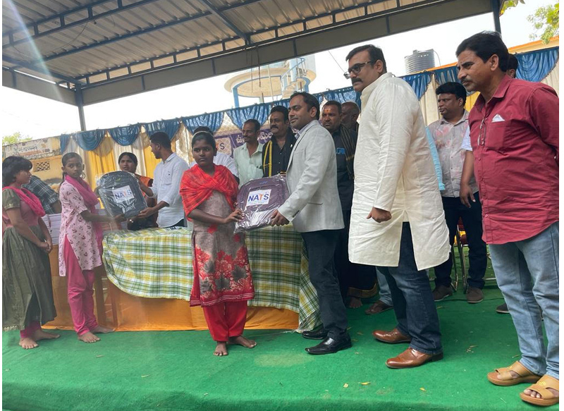 nats-backpack-distribution-in-nizamabad-dt-25-nov-2021-8.jpg