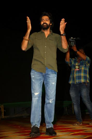 naveen-chandra-stills-2-2.jpg