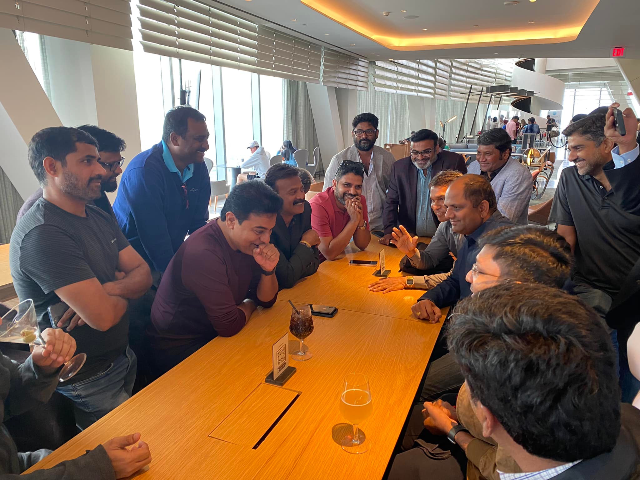naveen-jalagam-meet-with-ktr-in-california-6.jpg