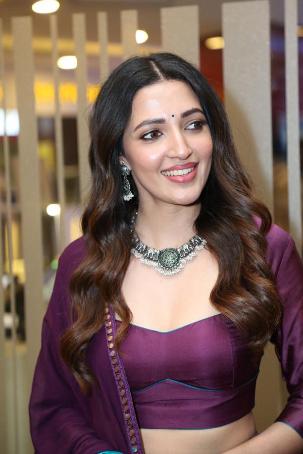 neha-shetty-stills-5-2.jpg