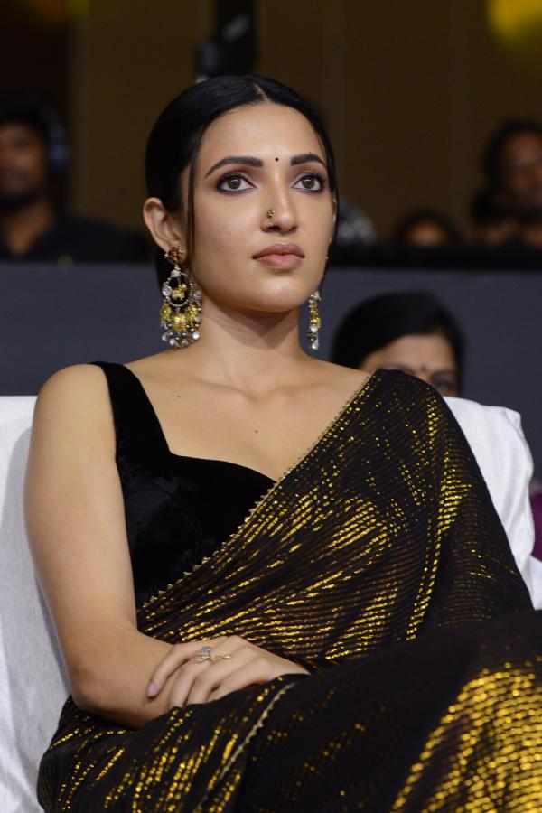 neha-shetty-stills-6-8.jpg