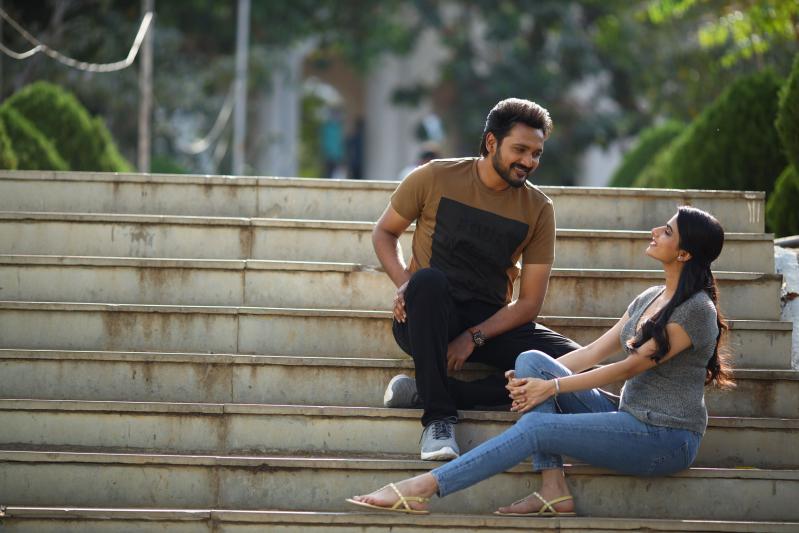nenu-student-sir-movie-stills-3.jpg