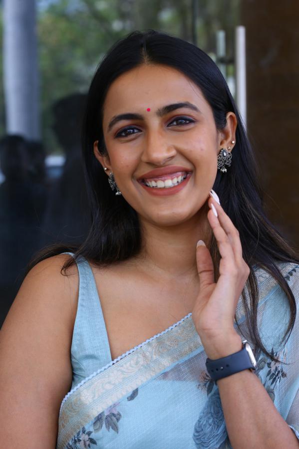 niharika-stills-20.jpg