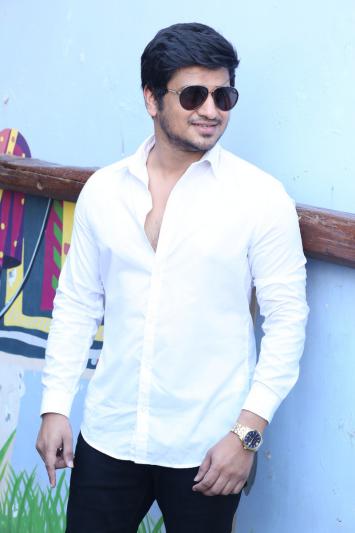 nikhil-interview-stills-8.jpg