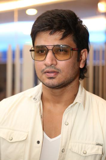 nikhil-siddharth-stills-5.jpg