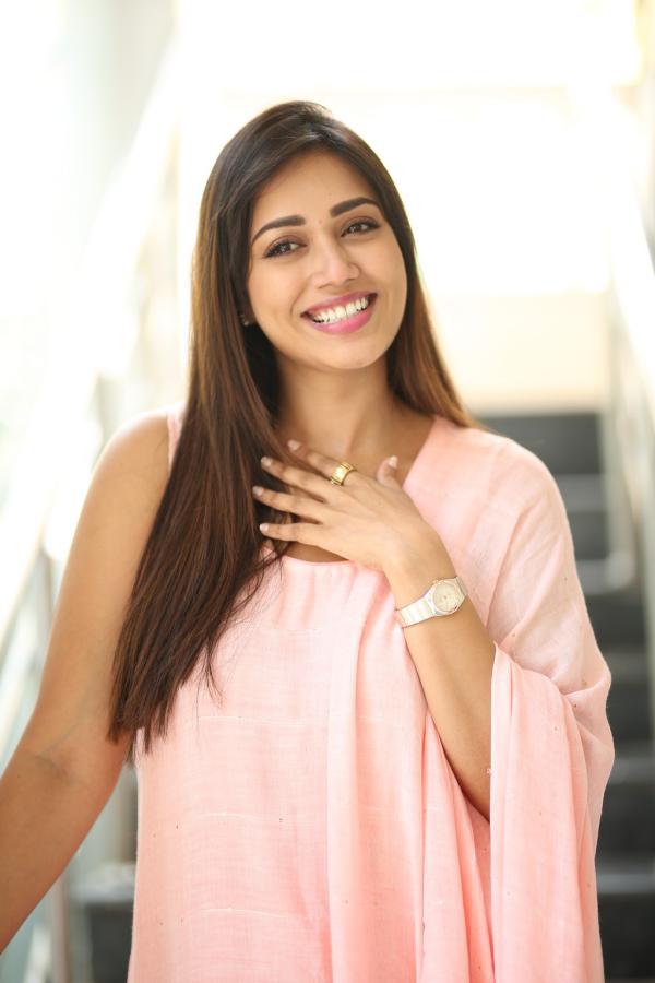 nivedha-pethuraj-interview-12.jpg