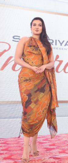 nivetha-pethuraj-catherine-tresa-launches-sai-priya-antara-venture-6.jpg