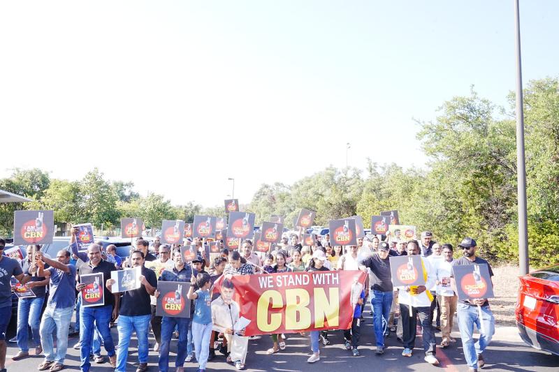 nri-protest-against-chandrababus-arrest-in-austin-2.jpg