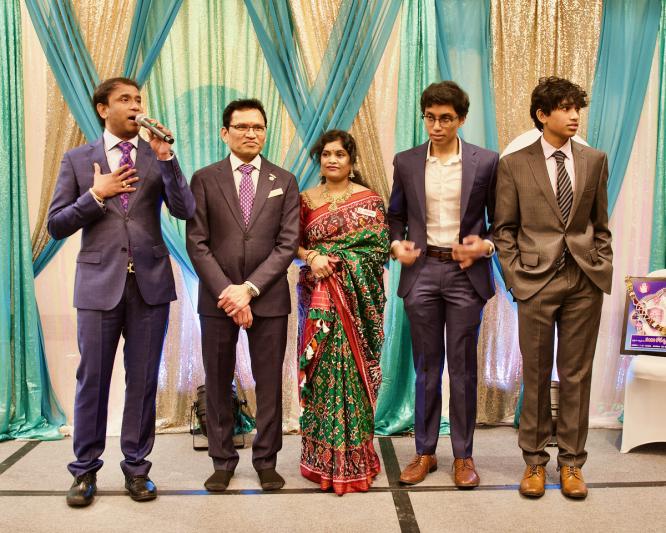 nri-vasavi-association-new-executive-committee-oath-10.jpg