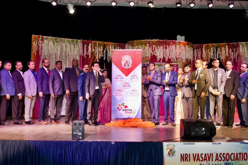 nri-vasavi-association-new-executive-committee-oath-2.jpg